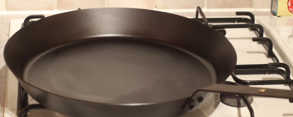 Netherton Foundry 14 inch spun iron frying pan