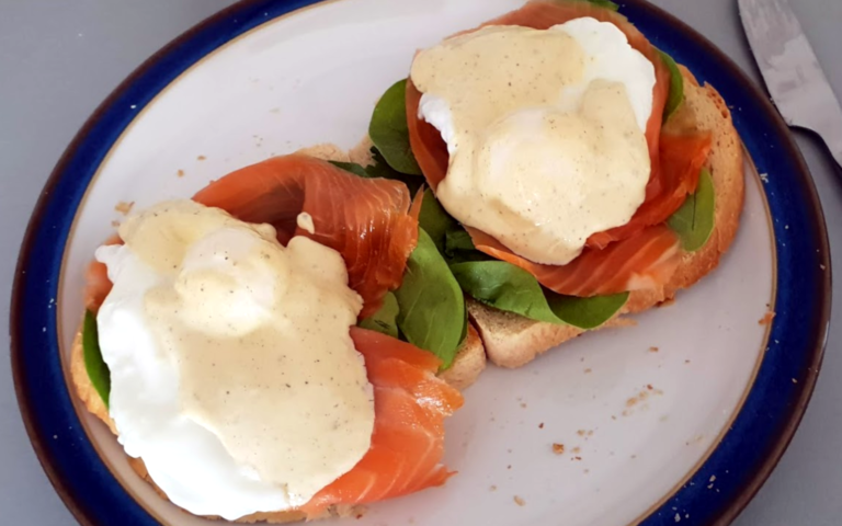 Less waffly Delia Smith hollandaise recipe